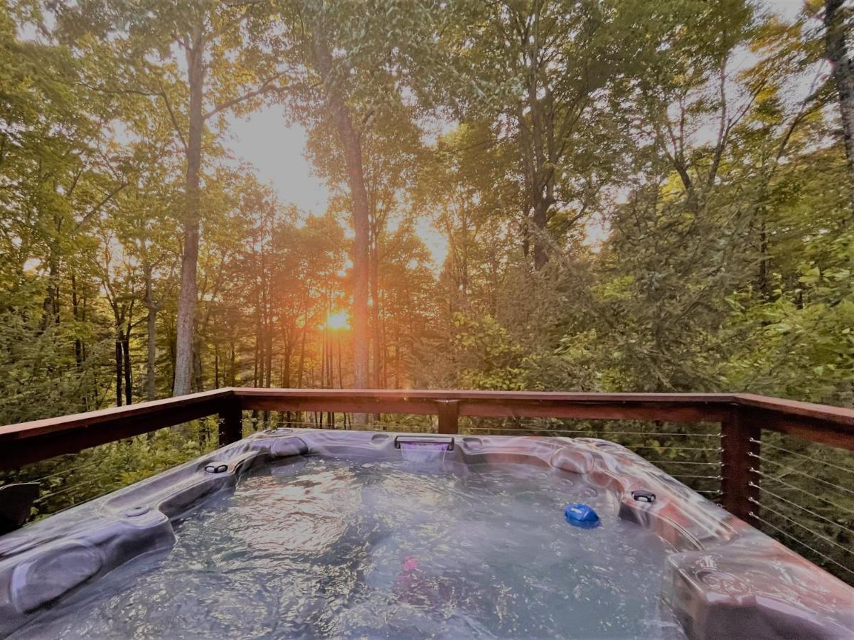 Beautiful Cabin On 83 Acres Near New River Gorge National Park Hico Exterior foto